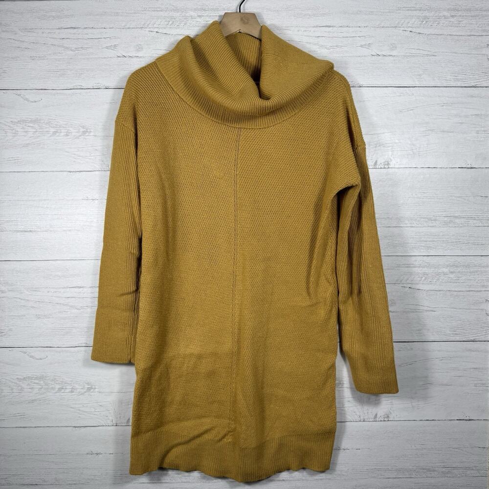 Lulus Womens size Large Gold long sleeve turtleneck sweater dress